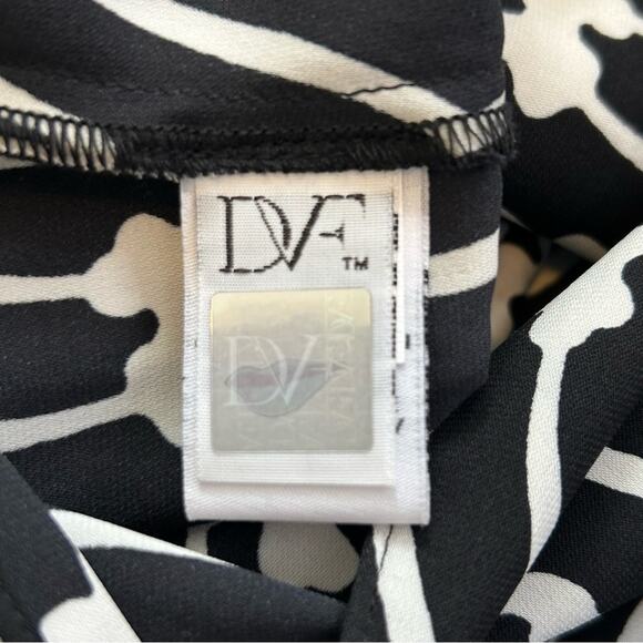 Diane von Furstenberg Soleil Slit-Back Romper Black and White Size 4 - Picture 11 of 16